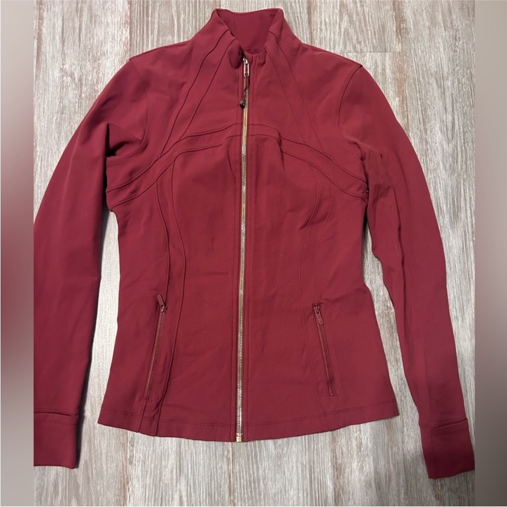 Lululemon Define Jacket - Mulled Wine with Gold Zipper
